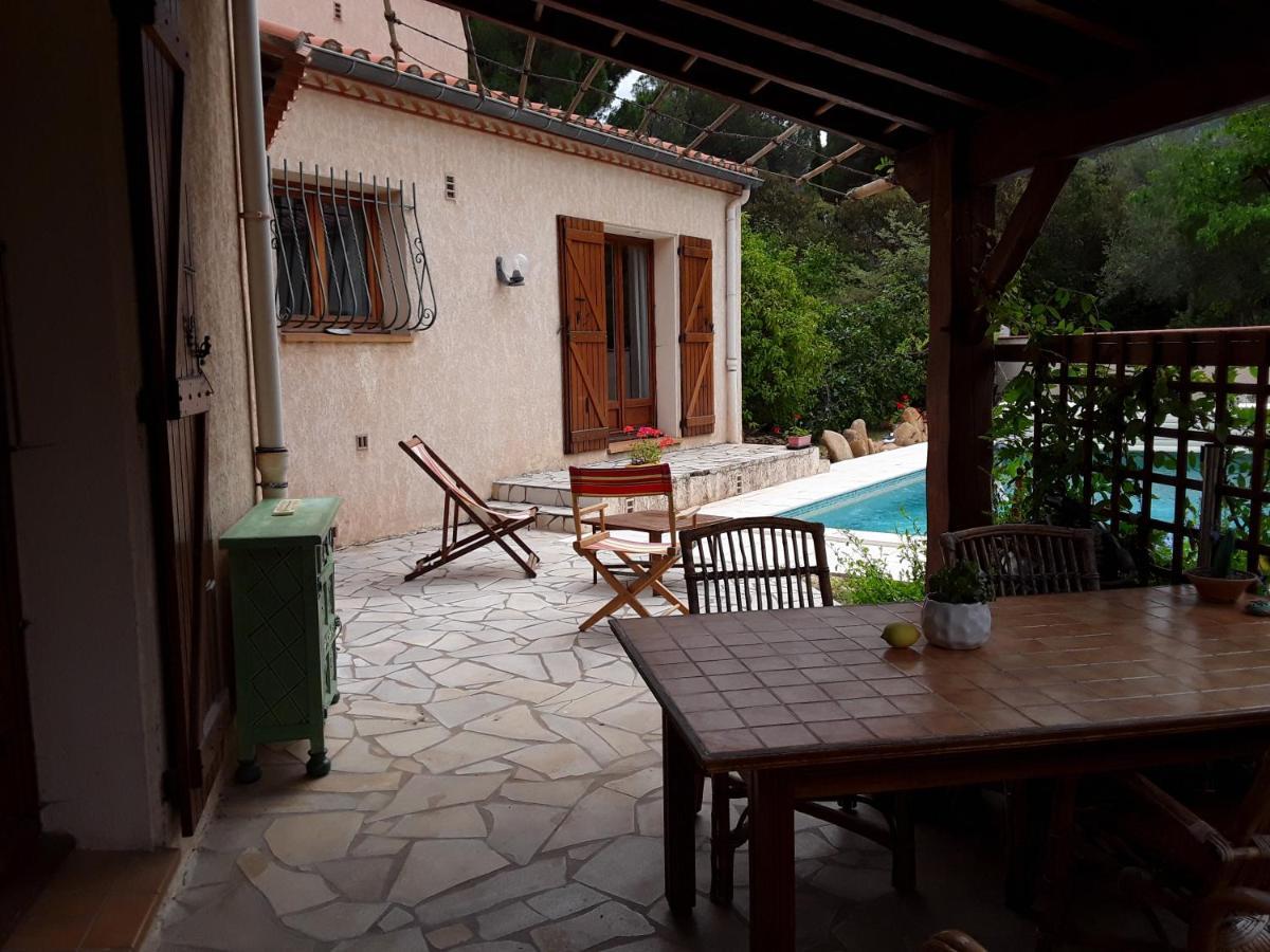 Les Alberes Bed & Breakfast โซเรด ภายนอก รูปภาพ